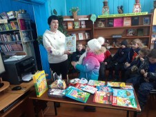 Экскурсия с сельскую библиотеку Экскурсия с сельскую библиотеку