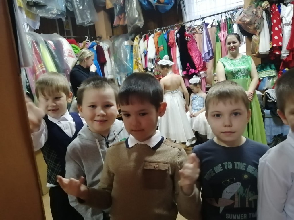 8 марта в ДК 1