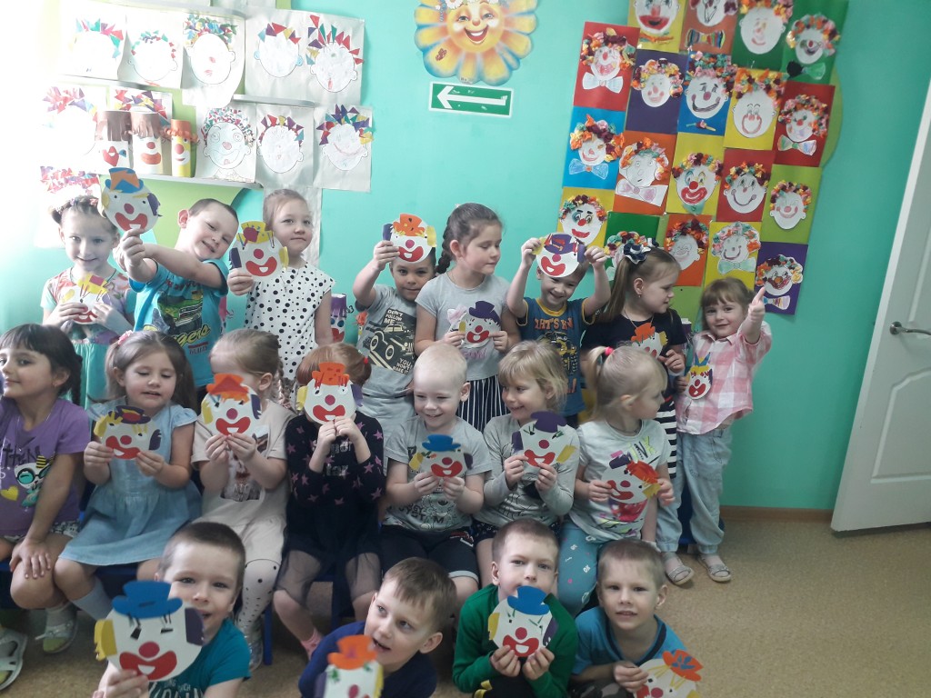 "От улыбок станет день светлей". 3