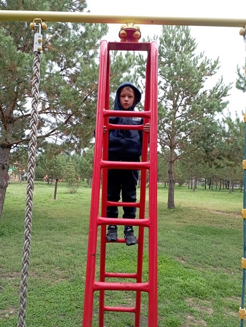 "Прогулка в парке". 0
