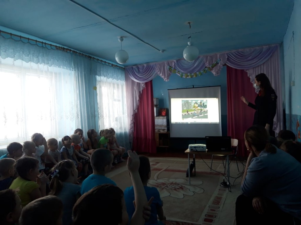 &laquo;Правила дорожные детям знать положено&raquo;! 3