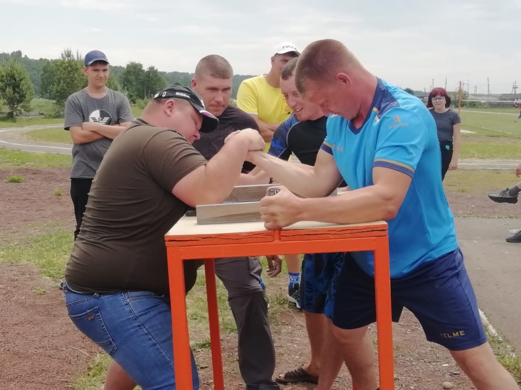 Спартакиада села Березовского посвященная "Дню России" 57