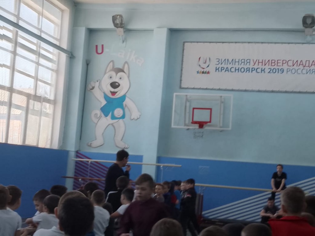 Спортивный праздник "А  ну-ка мальчики!" посвященный дню защитника Отечества. 22