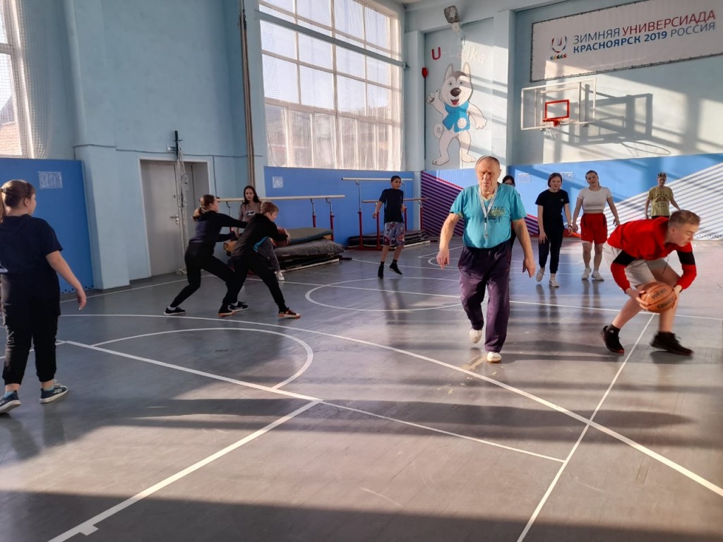 Школьные соревнования по стритболу 3x3 среди 3-8 классов. 10