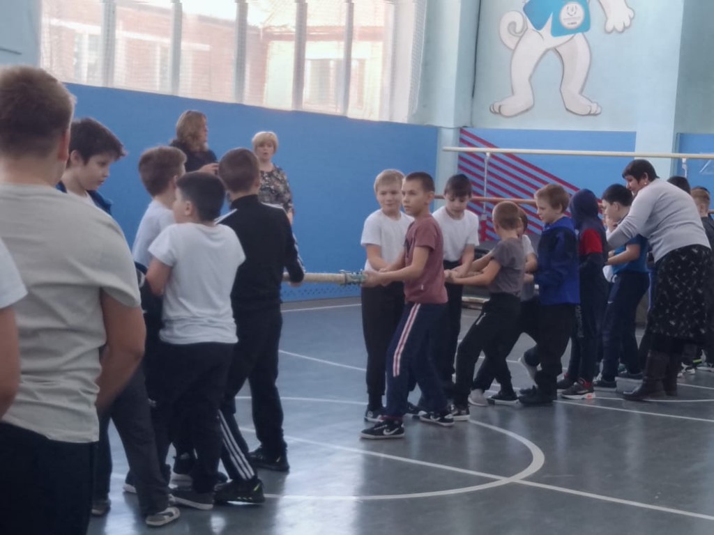 Спортивный праздник "А  ну-ка мальчики!" посвященный дню защитника Отечества. 20