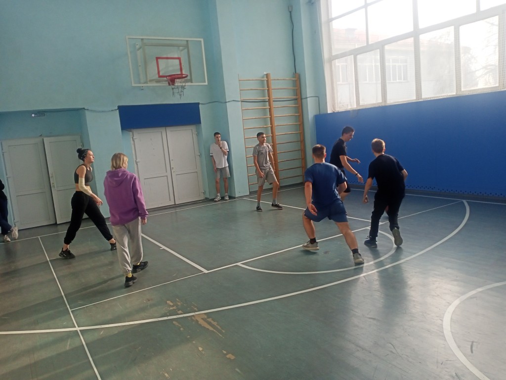 Школьные Спортивно-массовые соревнования по стритболу. 27